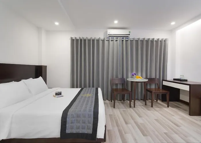Aoa Danang Beach Hotel